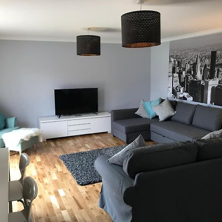 Flat Five, 212 Eaglesham Road, East Kilbride, Glasgow Kültér fotó